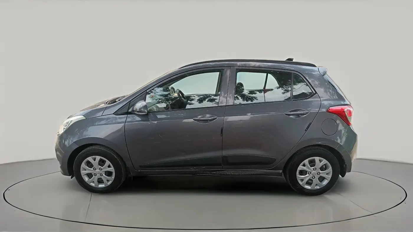 2016 Hyundai Grand i10 SPORTZ 1.2 KAPPA VTVT, Petrol, Manual, 65,400 km, exterior