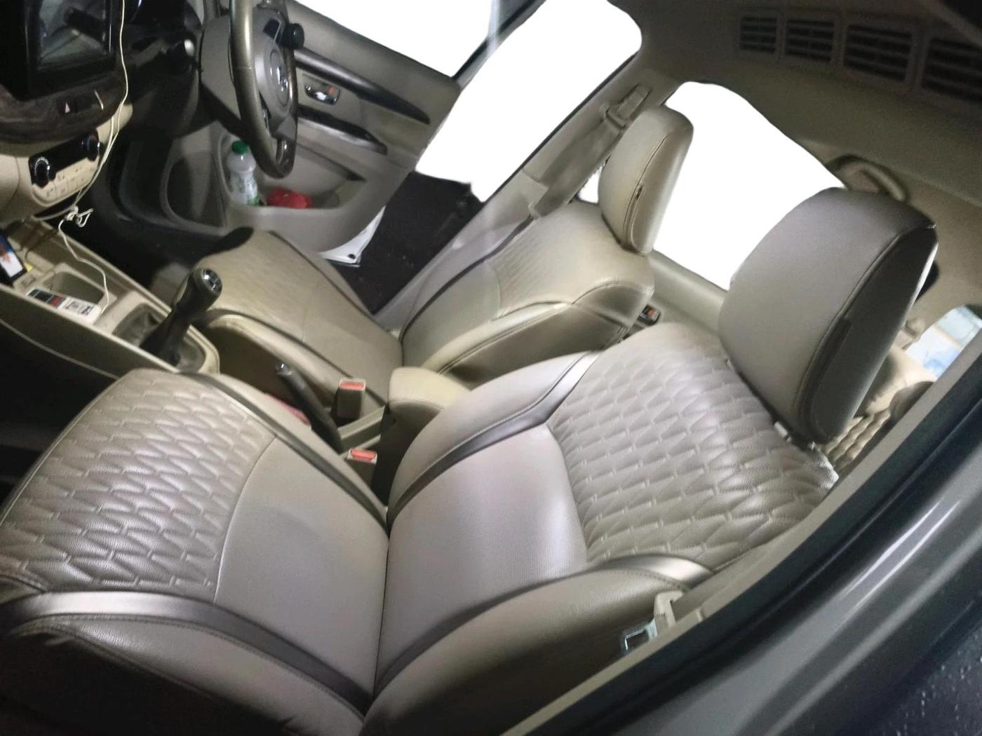 2019 Maruti Ertiga ZXI+ SHVS, Petrol, Manual, 45,953 km, interior