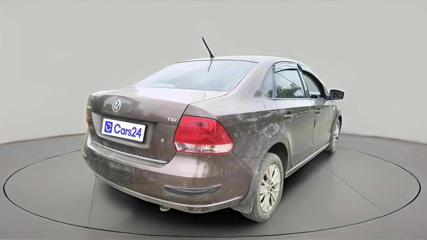 2015 Volkswagen Vento HIGHLINE PETROL AT, Petrol, Automatic, 52,325 km, exterior