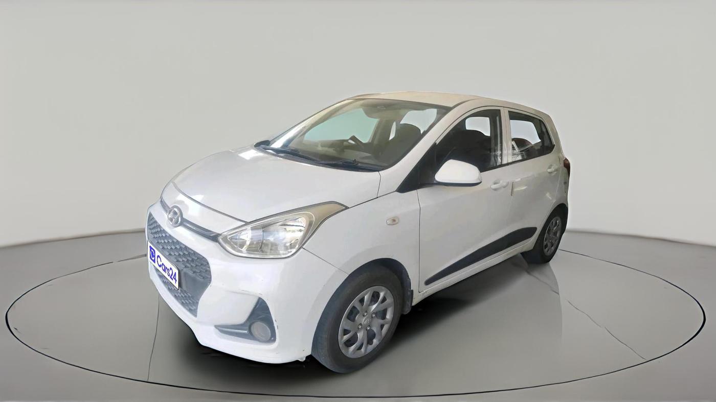 2017 Hyundai Grand i10 MAGNA 1.2 KAPPA VTVT, CNG, Manual, 2,11,850 km, exterior