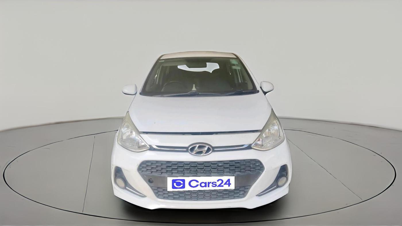 2017 Hyundai Grand i10 MAGNA 1.2 KAPPA VTVT, CNG, Manual, 2,11,850 km, exterior