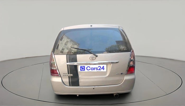 2008 Toyota Innova V 2.5 7 STR, Diesel, Manual, 1,89,845 km, exterior