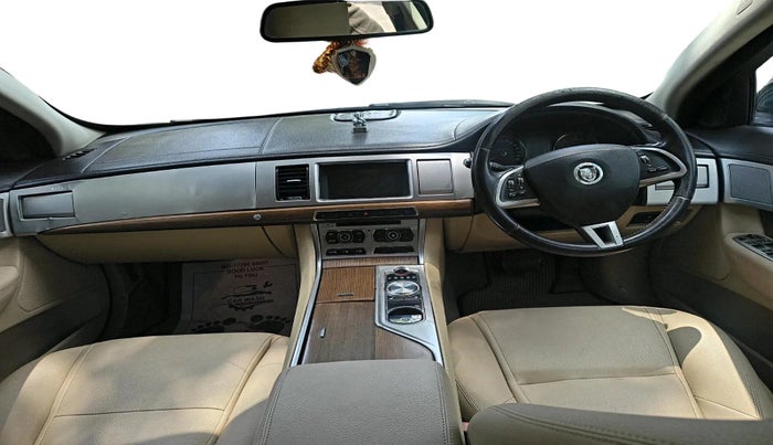 2013 Jaguar XF 2.2 DIESEL, Diesel, Automatic, 1,06,617 km, interior