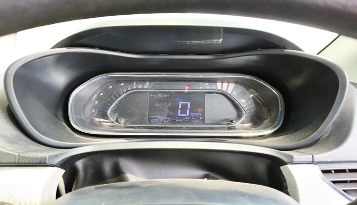 2020 Tata NEXON XZ PLUS PETROL, CNG, Manual, 1,00,521 km, interior