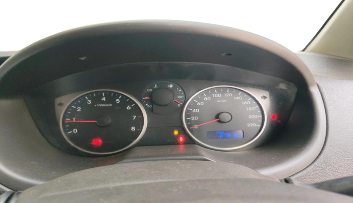 2013 Hyundai i20 MAGNA 1.2, CNG, Manual, 87,516 km, interior