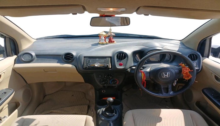 2014 Honda Mobilio 1.5L I-DTEC E, Diesel, Manual, 97,264 km, interior