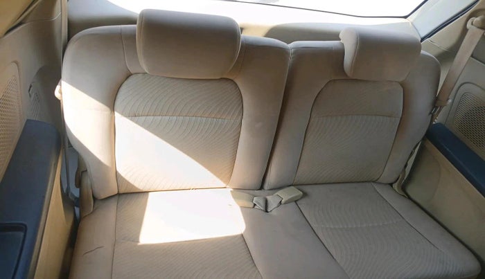 2014 Honda Mobilio 1.5L I-DTEC E, Diesel, Manual, 97,264 km, interior