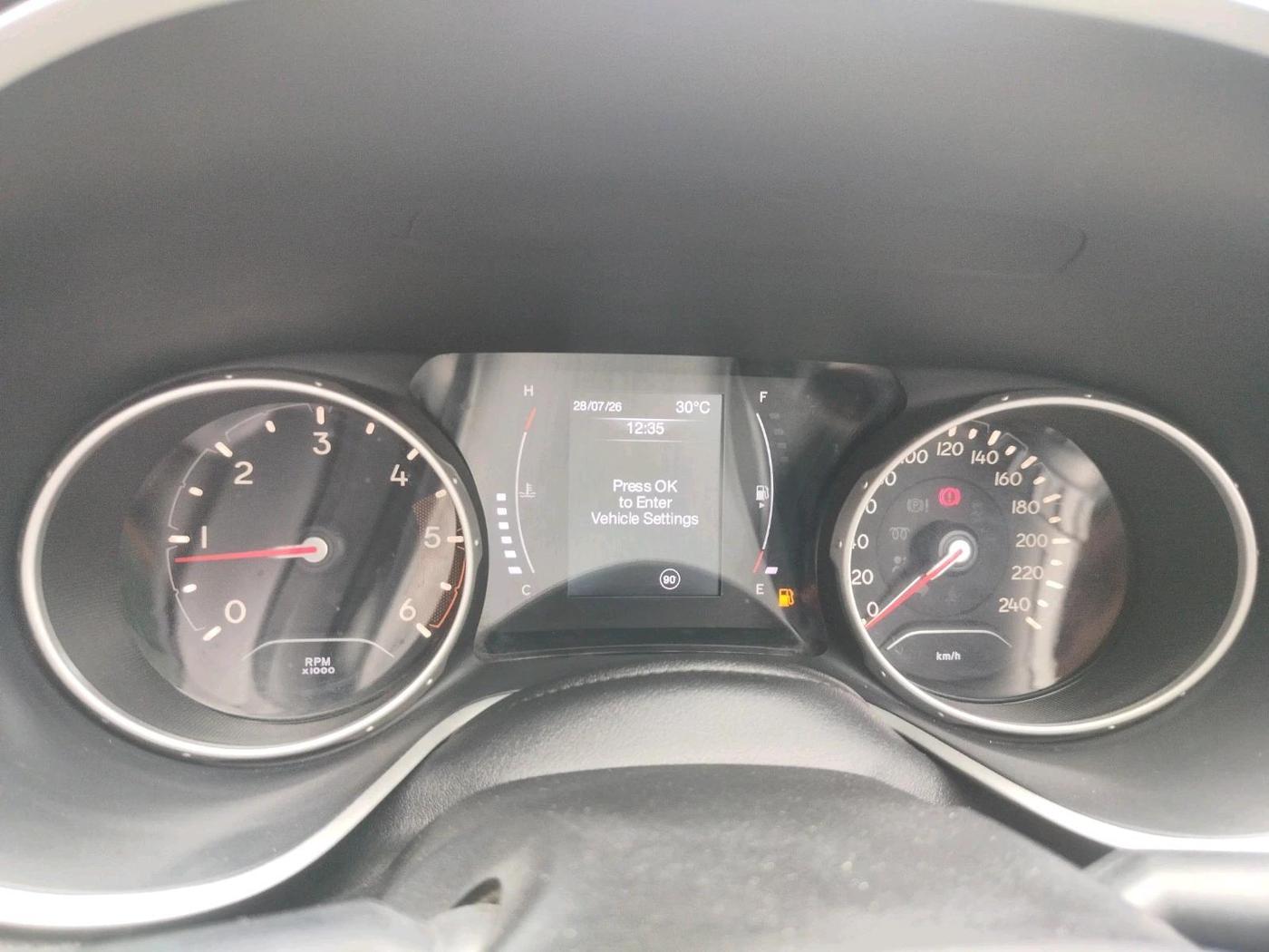 2018 Jeep Compass LIMITED PLUS DIESEL, Diesel, Manual, 1,10,438 km, interior