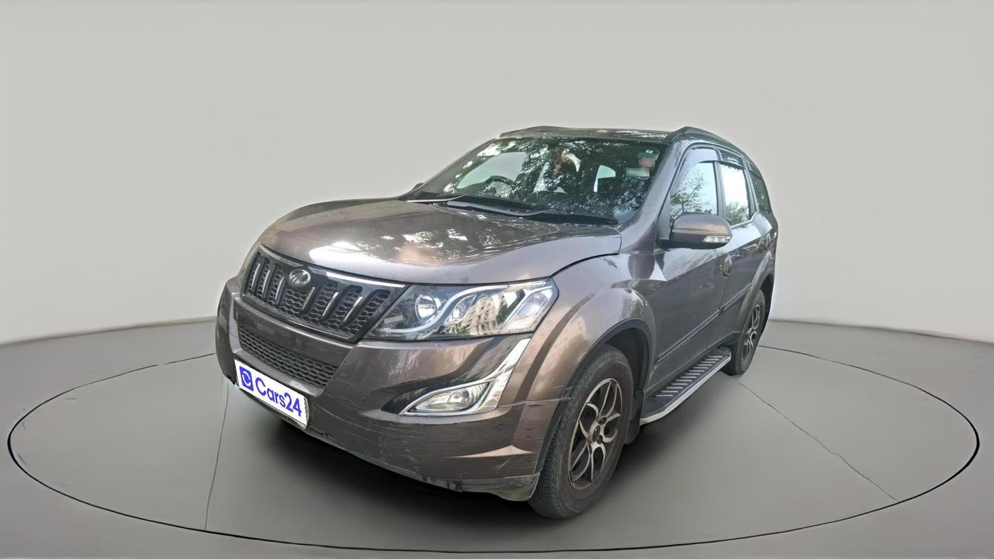 2017 Mahindra XUV500 W10, Diesel, Manual, 47,521 km, exterior