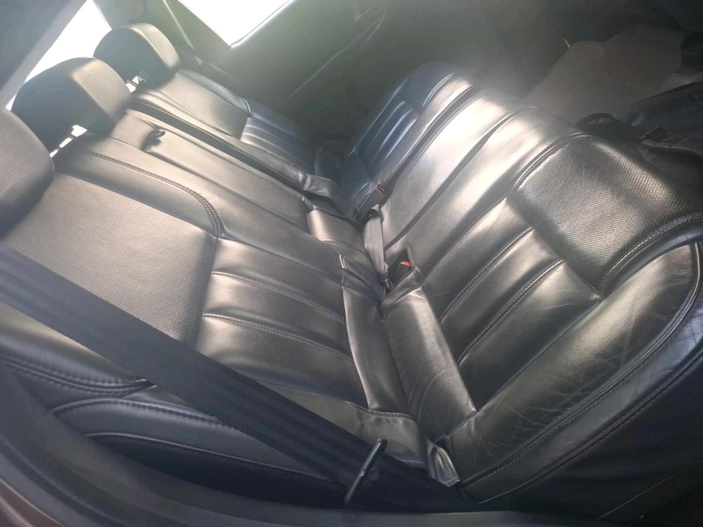 2017 Mahindra XUV500 W10, Diesel, Manual, 47,521 km, interior