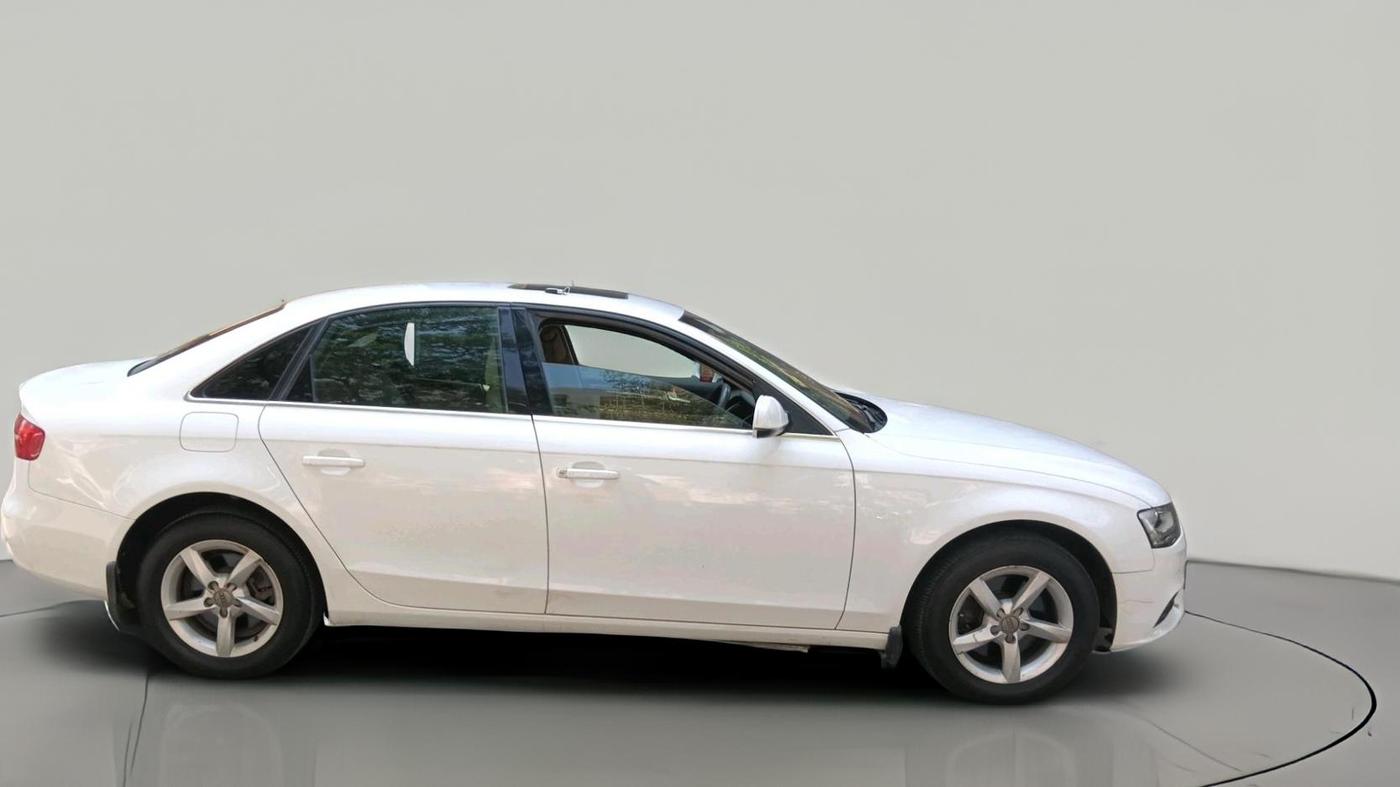 2013 Audi A4 2.0 TDI 140BHP STANDARD, Diesel, Automatic, 1,11,970 km, exterior