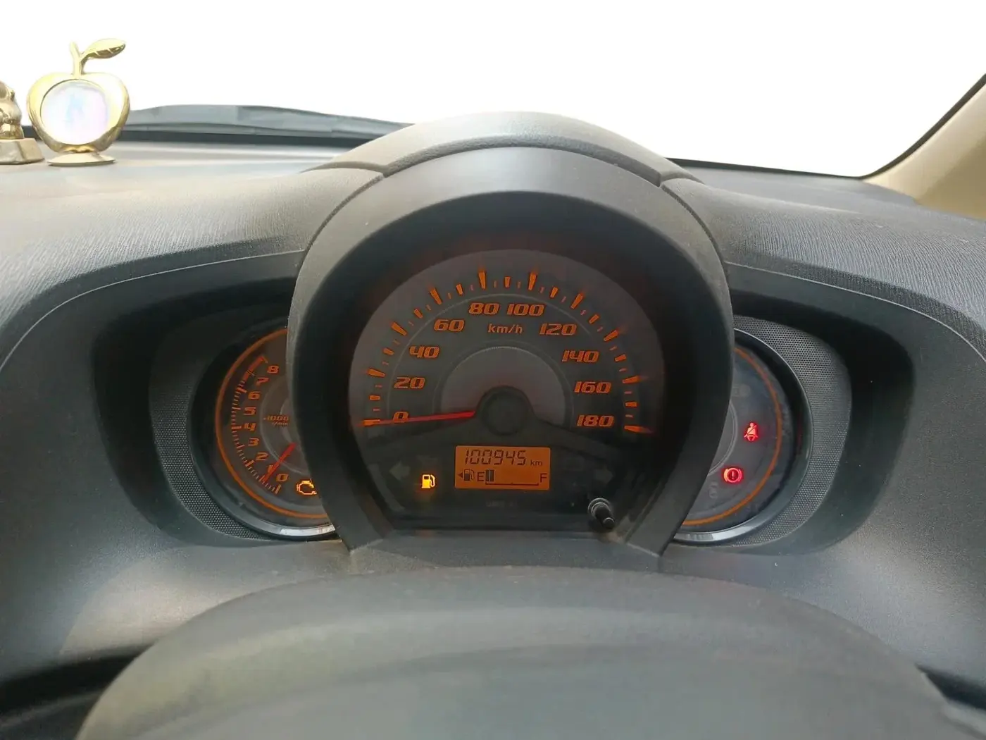 2014 Honda Amaze 1.2L I-VTEC S, CNG, Manual, 1,00,945 km, interior
