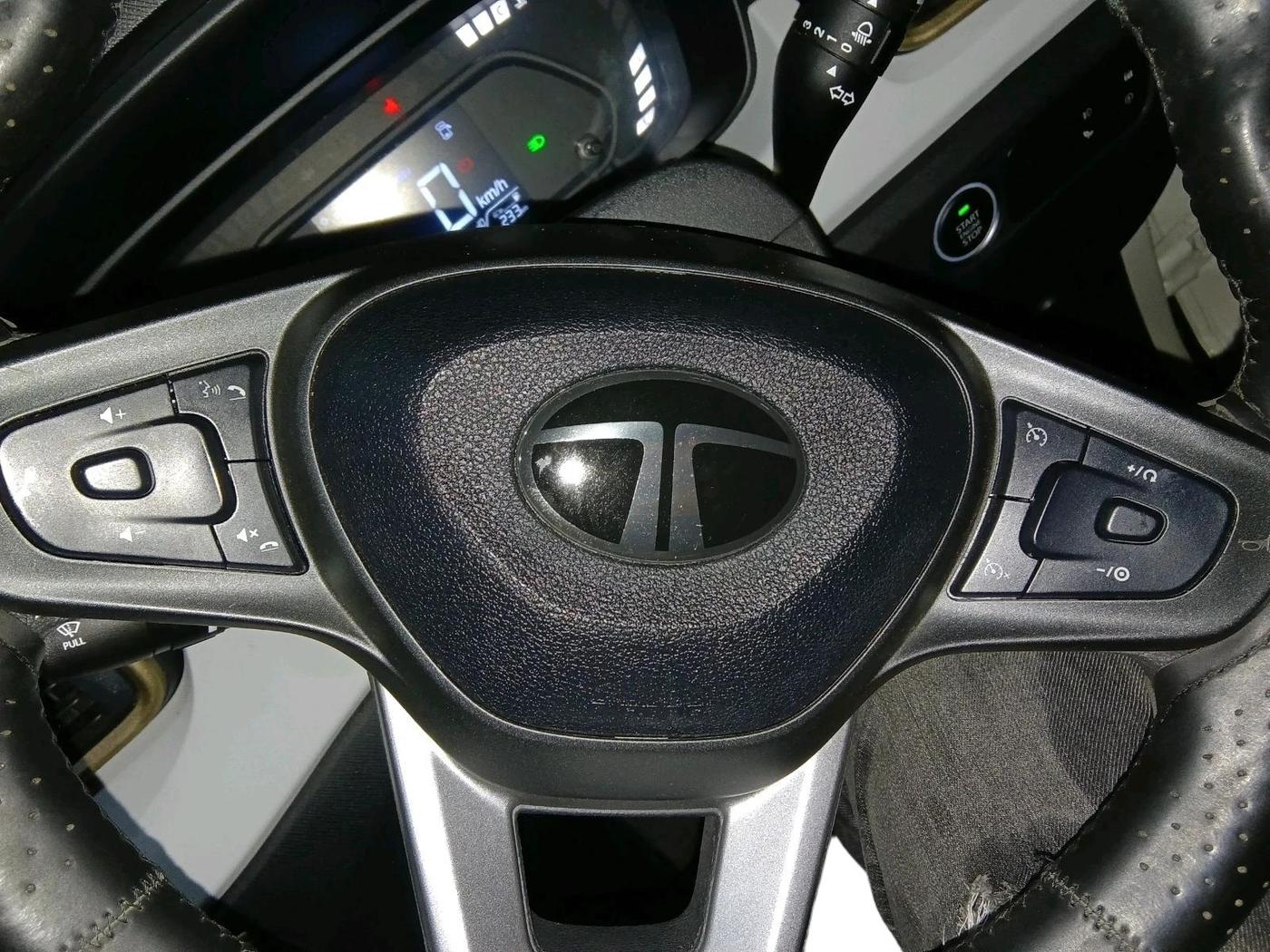 2024 Tata PUNCH ACCOMPLISHED DAZZLE PACK MT, Petrol, Manual, 22,125 km, interior