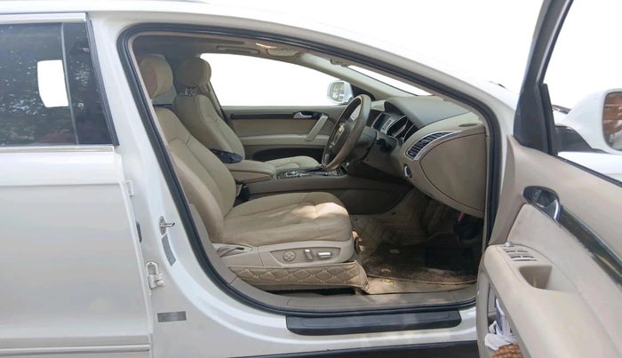 2011 Audi Q7 3.0 TDI QUATTRO, Diesel, Automatic, 1,09,639 km, interior
