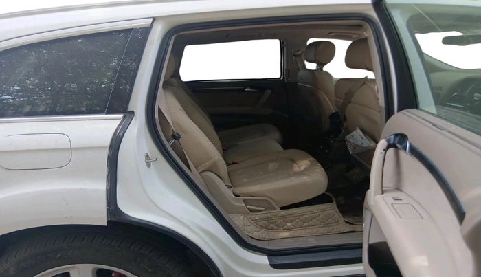 2011 Audi Q7 3.0 TDI QUATTRO, Diesel, Automatic, 1,09,639 km, interior