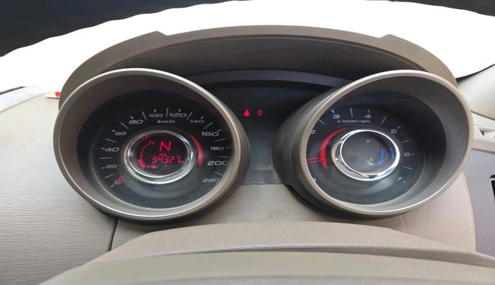 2013 Mahindra XUV500 W8, Diesel, Manual, 94,327 km, interior