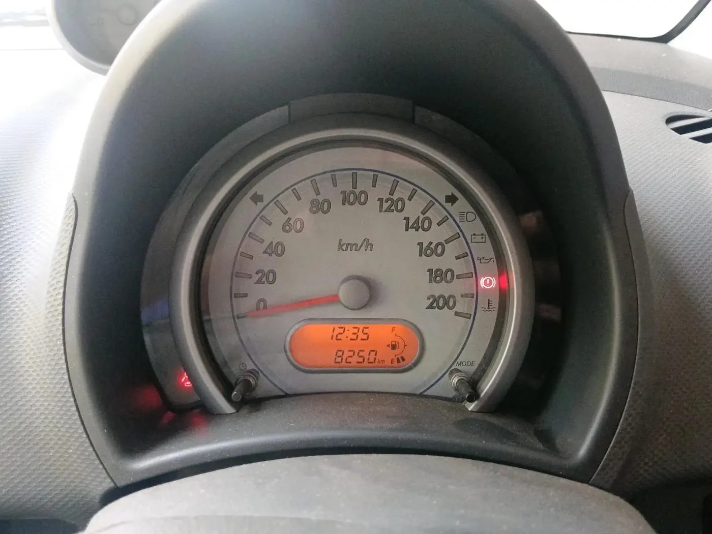 2010 Maruti Ritz VXI, Petrol, Manual, 8,250 km, interior