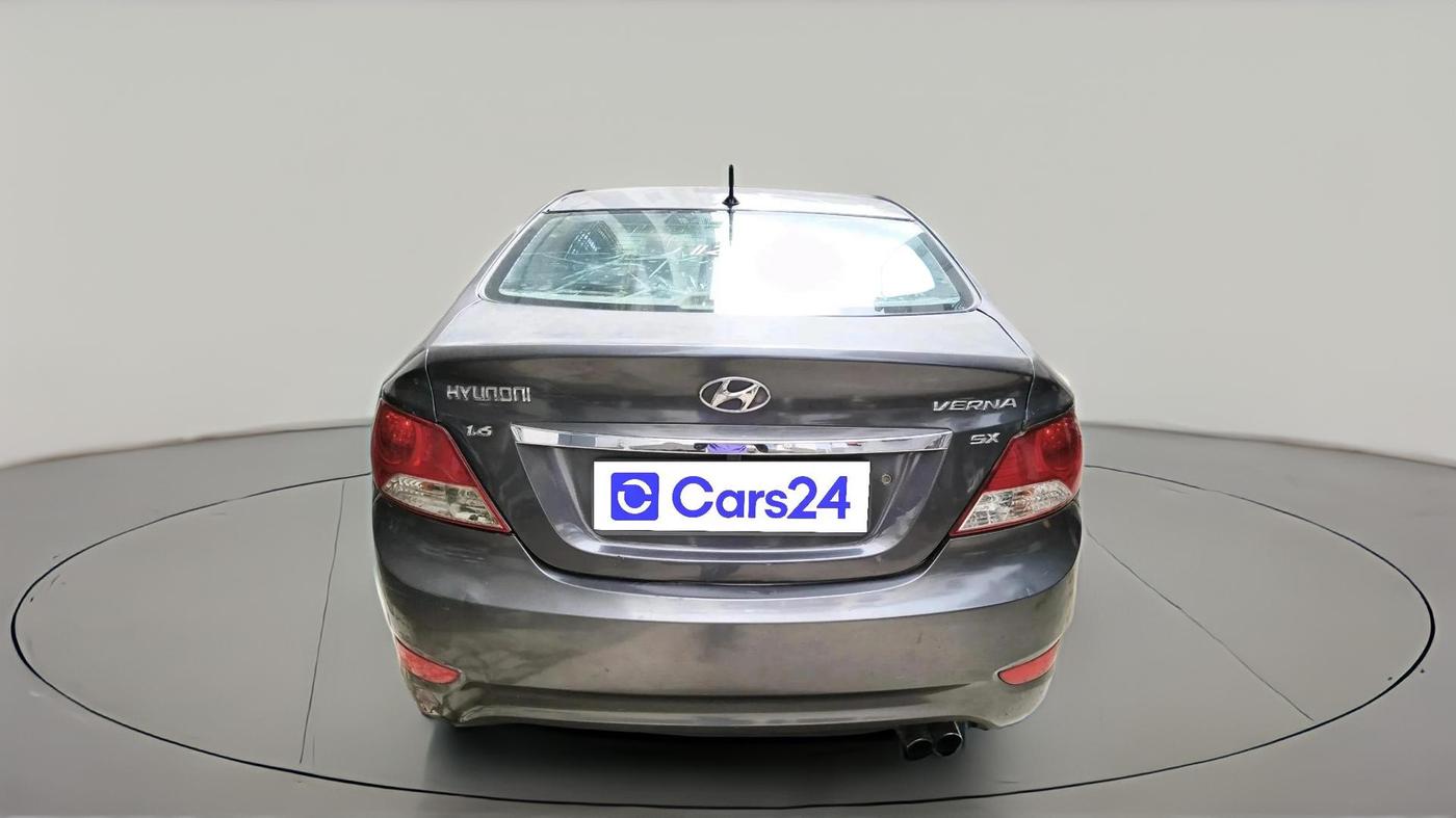 2013 Hyundai Verna FLUIDIC 1.6 CRDI SX, Diesel, Manual, 1,11,769 km, exterior