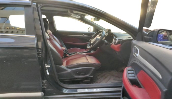 2023 MG ASTOR SAVVY 1.3 TURBO AT S RED, Petrol, Automatic, 27,953 km, interior