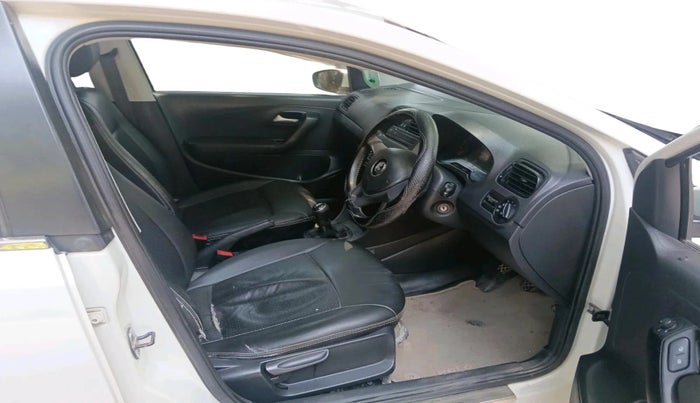 2018 Volkswagen Polo COMFORTLINE 1.0L MPI, Petrol, Manual, 57,133 km, interior
