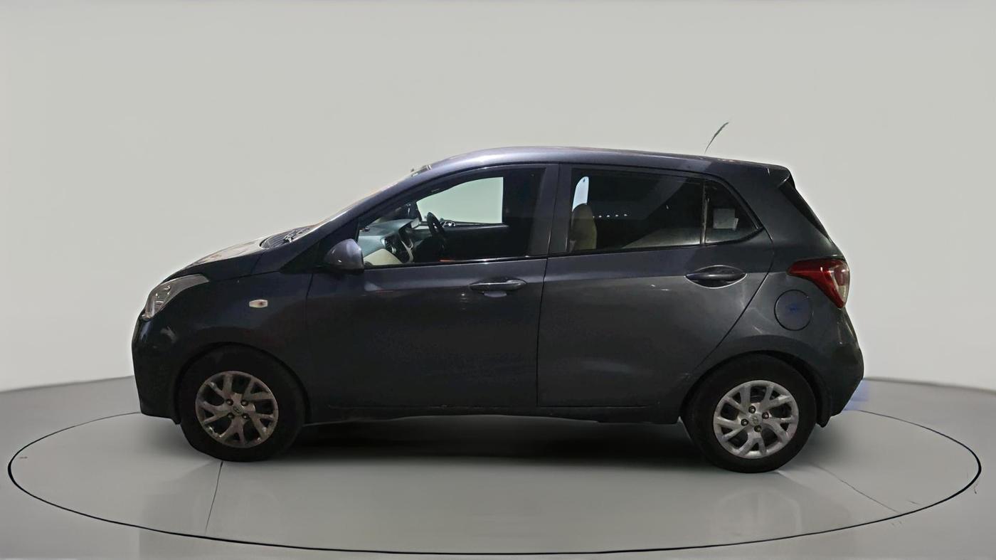 2017 Hyundai Grand i10 MAGNA AT 1.2 KAPPA VTVT, CNG, Automatic, 1,76,906 km, exterior