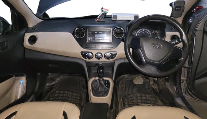 2017 Hyundai Grand i10 MAGNA AT 1.2 KAPPA VTVT, CNG, Automatic, 1,76,906 km, interior