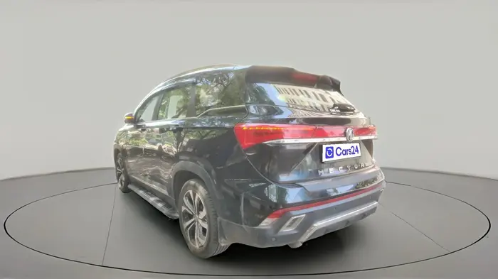 2023 MG HECTOR PLUS SHARP PRO 1.5 PETROL TURBO CVT 7 STR, Petrol, Automatic, 16,504 km, exterior