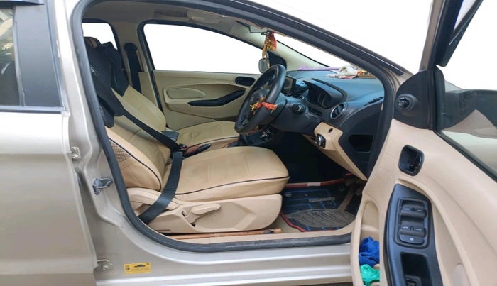 2019 Ford Figo Aspire TITANIUM 1.2 PETROL, Petrol, Manual, 46,434 km, interior