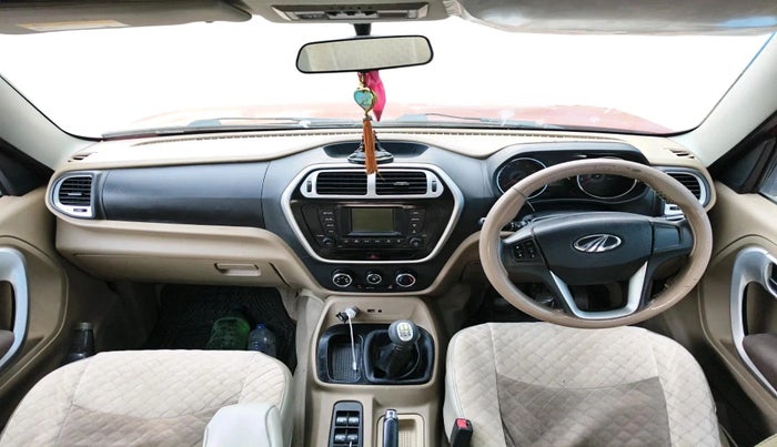 2015 Mahindra TUV300 T8, Diesel, Manual, 1,36,078 km, interior