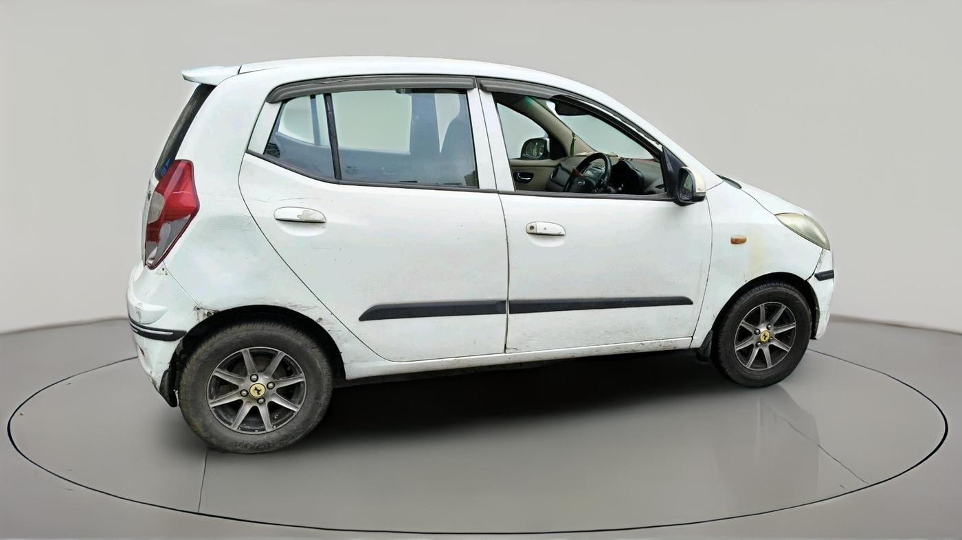 2011 Hyundai i10 SPORTZ 1.2, CNG, Manual, 1,05,356 km, exterior