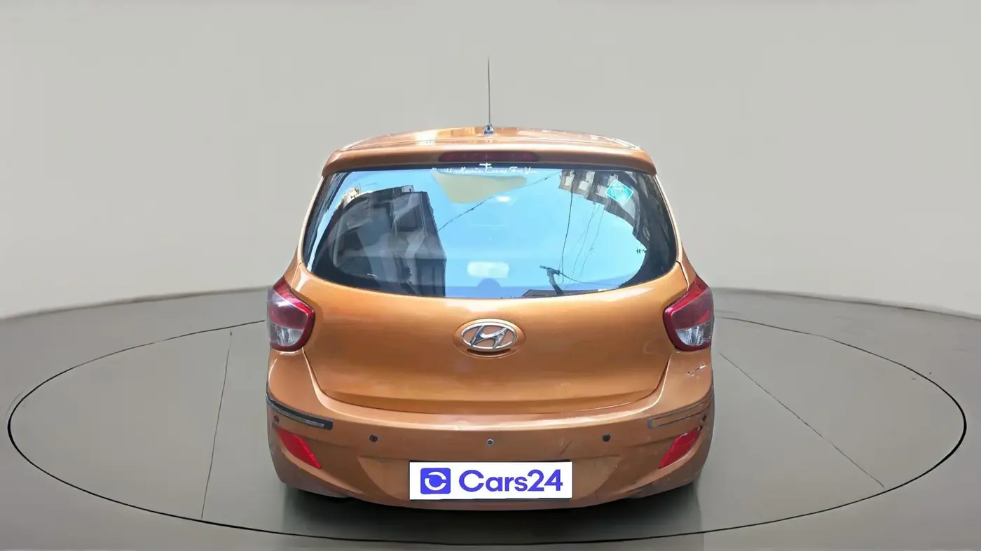 2016 Hyundai Grand i10 MAGNA AT 1.2 KAPPA VTVT, CNG, Automatic, 85,003 km, exterior