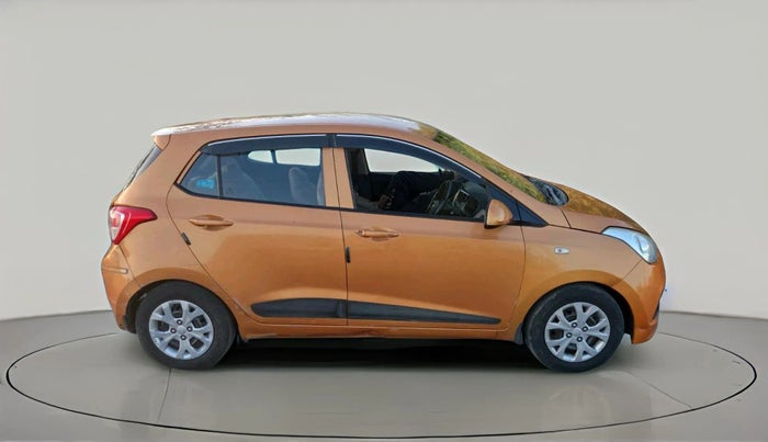 2016 Hyundai Grand i10 MAGNA AT 1.2 KAPPA VTVT, CNG, Automatic, 85,003 km, exterior