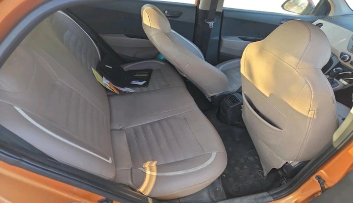 2016 Hyundai Grand i10 MAGNA AT 1.2 KAPPA VTVT, CNG, Automatic, 85,003 km, interior