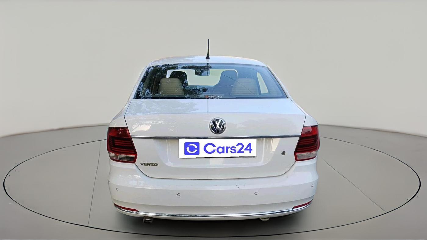 2016 Volkswagen Vento HIGHLINE 1.6 MPI, CNG, Manual, 76,646 km, exterior