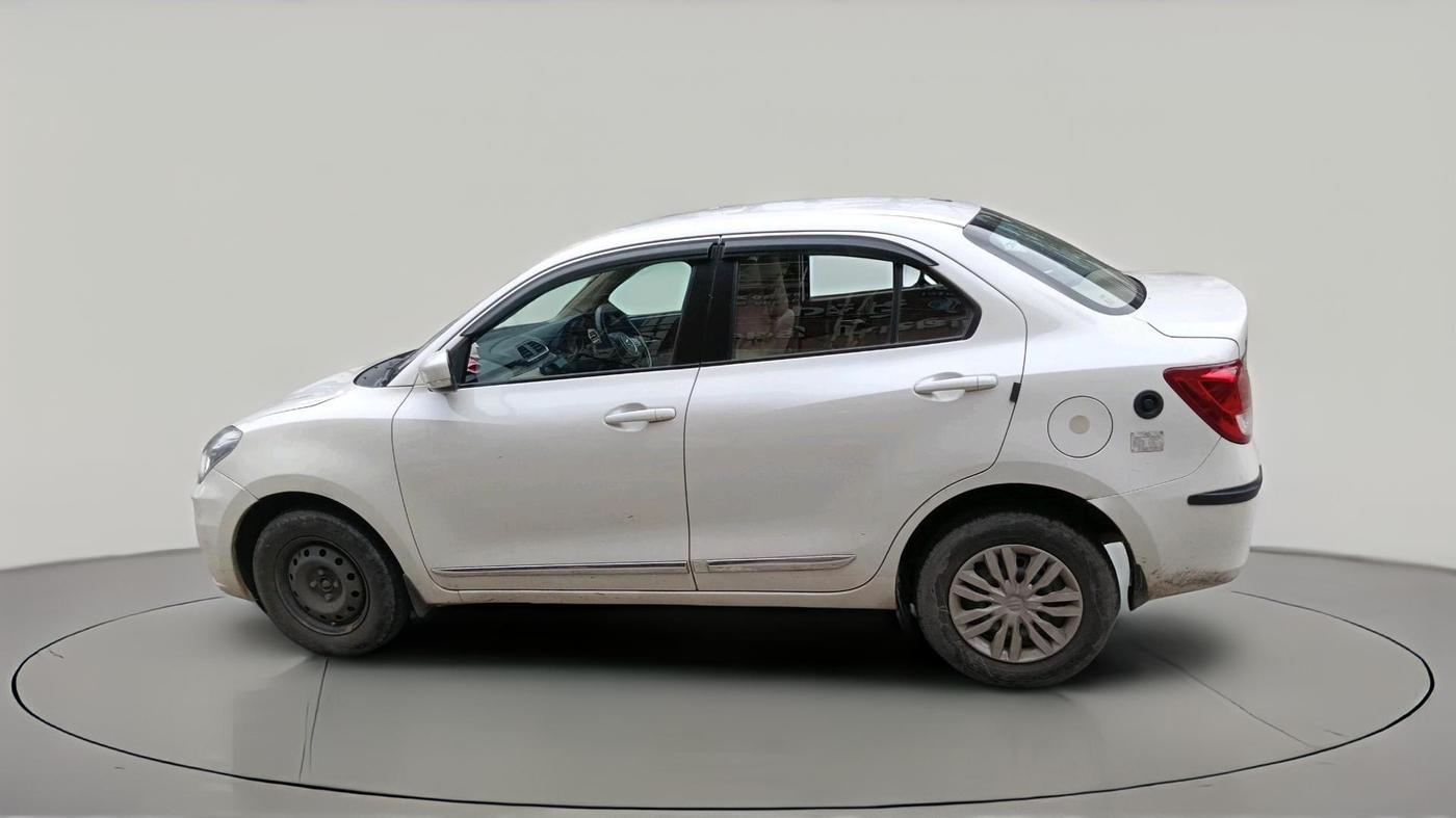 2022 Maruti Dzire VXI CNG, CNG, Manual, 1,04,020 km, exterior