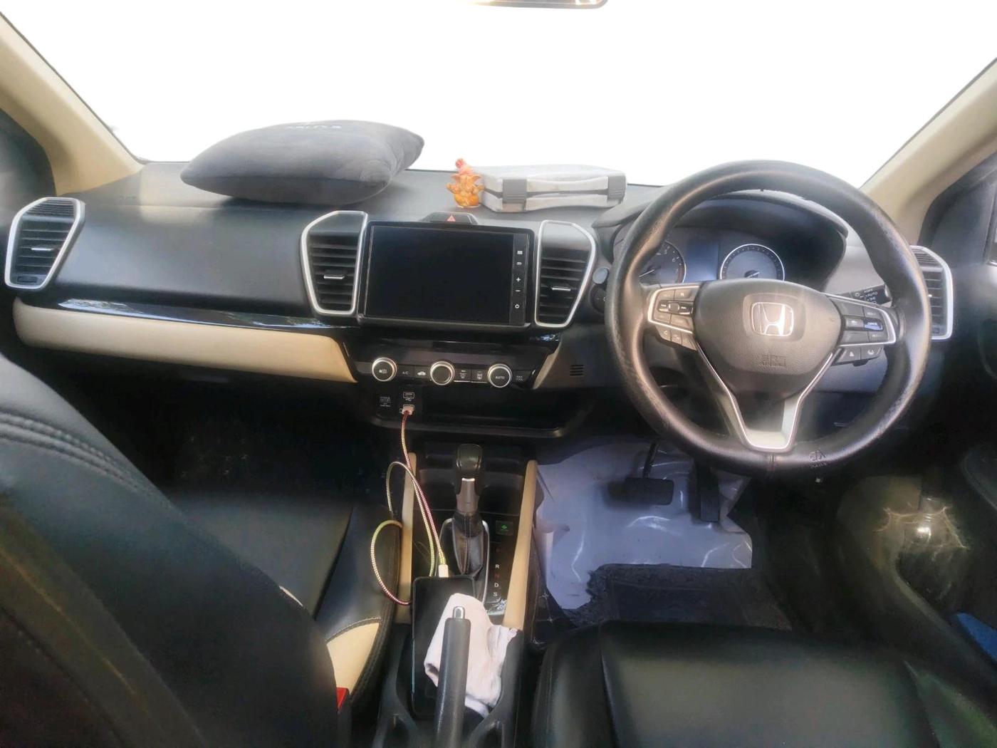 2025 Honda City 1.5L I-VTE V CVT, Petrol, Automatic, 11,268 km, interior