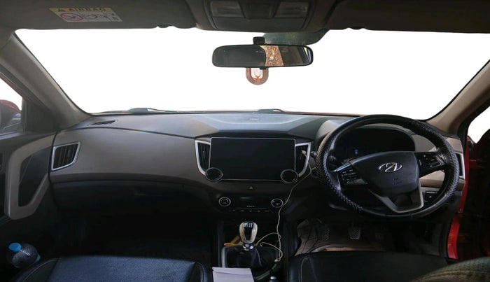 2016 Hyundai Creta SX (O) 1.6 DIESEL, Diesel, Manual, 1,34,084 km, interior