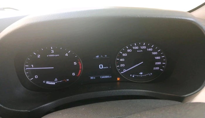 2016 Hyundai Creta SX (O) 1.6 DIESEL, Diesel, Manual, 1,34,084 km, interior