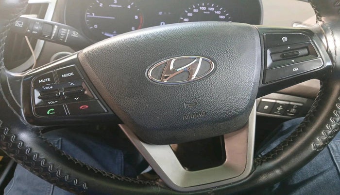 2016 Hyundai Creta SX (O) 1.6 DIESEL, Diesel, Manual, 1,34,084 km, interior