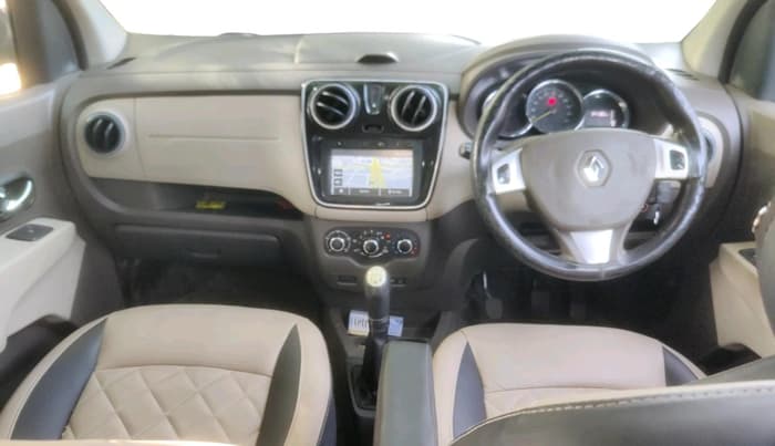 2017 Renault Lodgy 85 PS RXZ STEPWAY 8 STR, Diesel, Manual, 94,186 km, interior