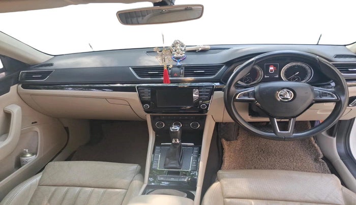 2016 Skoda Superb L&K 1.8 TSI AT, Petrol, Automatic, 66,747 km, interior