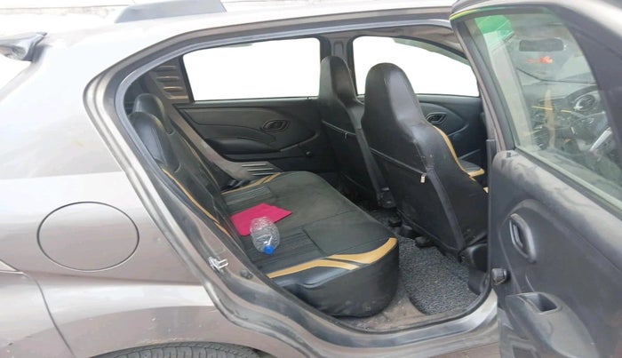 2017 Datsun Redi Go GOLD LIMITED EDITION, CNG, Manual, 75,354 km, interior