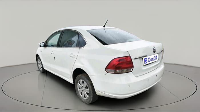 2012 Volkswagen Vento TRENDLINE DIESEL 1.6, Diesel, Manual, 1,11,729 km, exterior