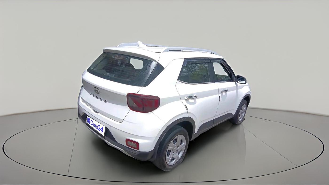 2020 Hyundai VENUE S+ 1.2, Petrol, Manual, 69,328 km, exterior