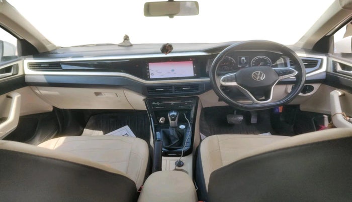 2022 Volkswagen VIRTUS HIGHLINE TSI 1.0 AT, Petrol, Automatic, 23,500 km, interior