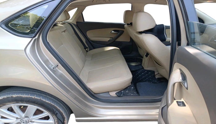 2016 Volkswagen Vento HIGHLINE 1.5 AT, Diesel, Automatic, 1,22,719 km, interior