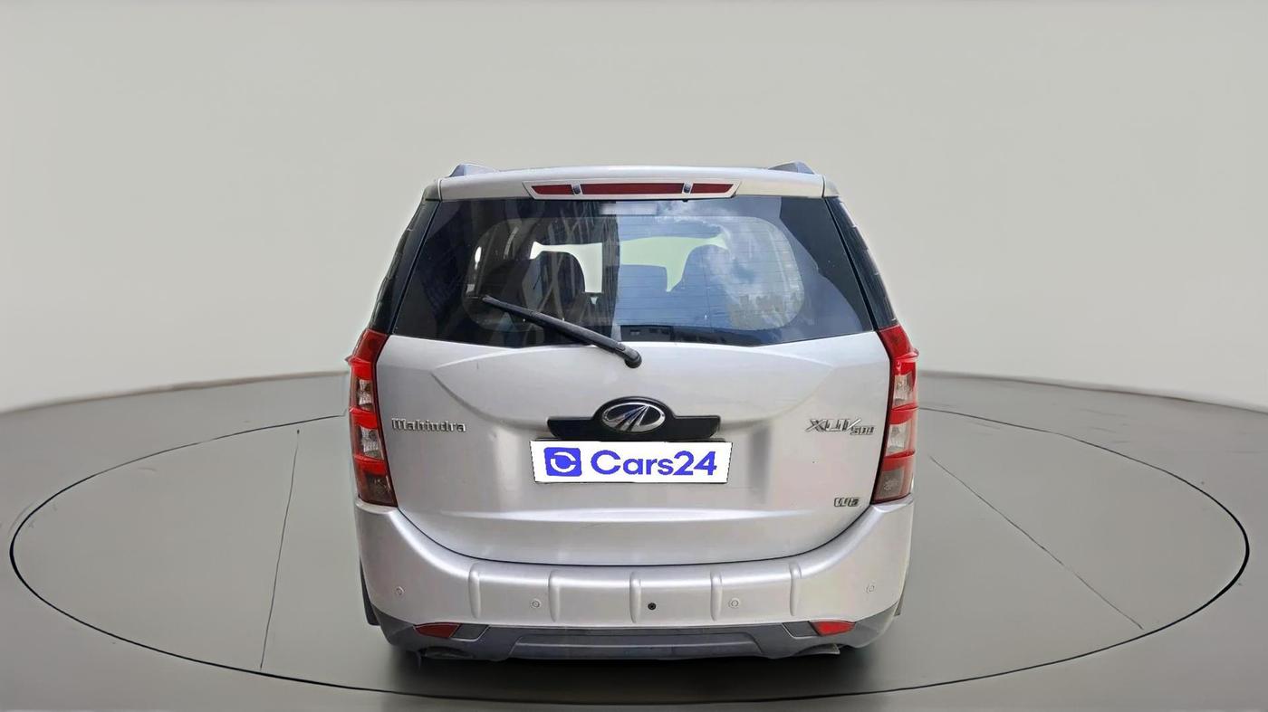 2014 Mahindra XUV500 W8, Diesel, Manual, 1,62,764 km, exterior