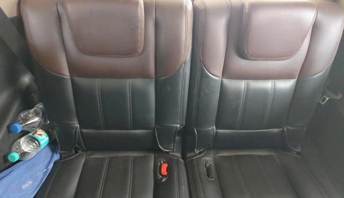 2014 Mahindra XUV500 W8, Diesel, Manual, 1,62,764 km, interior