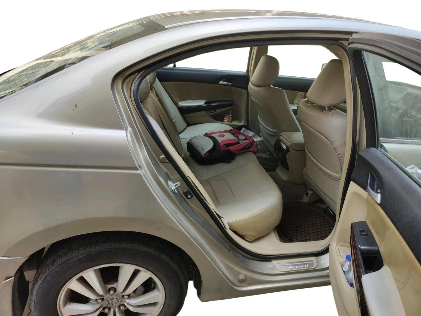 2008 Honda Accord 2.4L I-VTEC MT, CNG, Manual, 1,41,094 km, interior