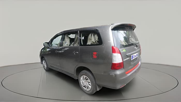 2012 Toyota Innova GX 2.5 7 STR, Diesel, Manual, 74,616 km, exterior
